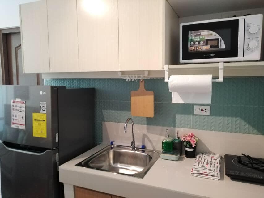 Studio Unit for Rent! Newly Interior Design, fresh and searching for long term 1st user! - photo 5