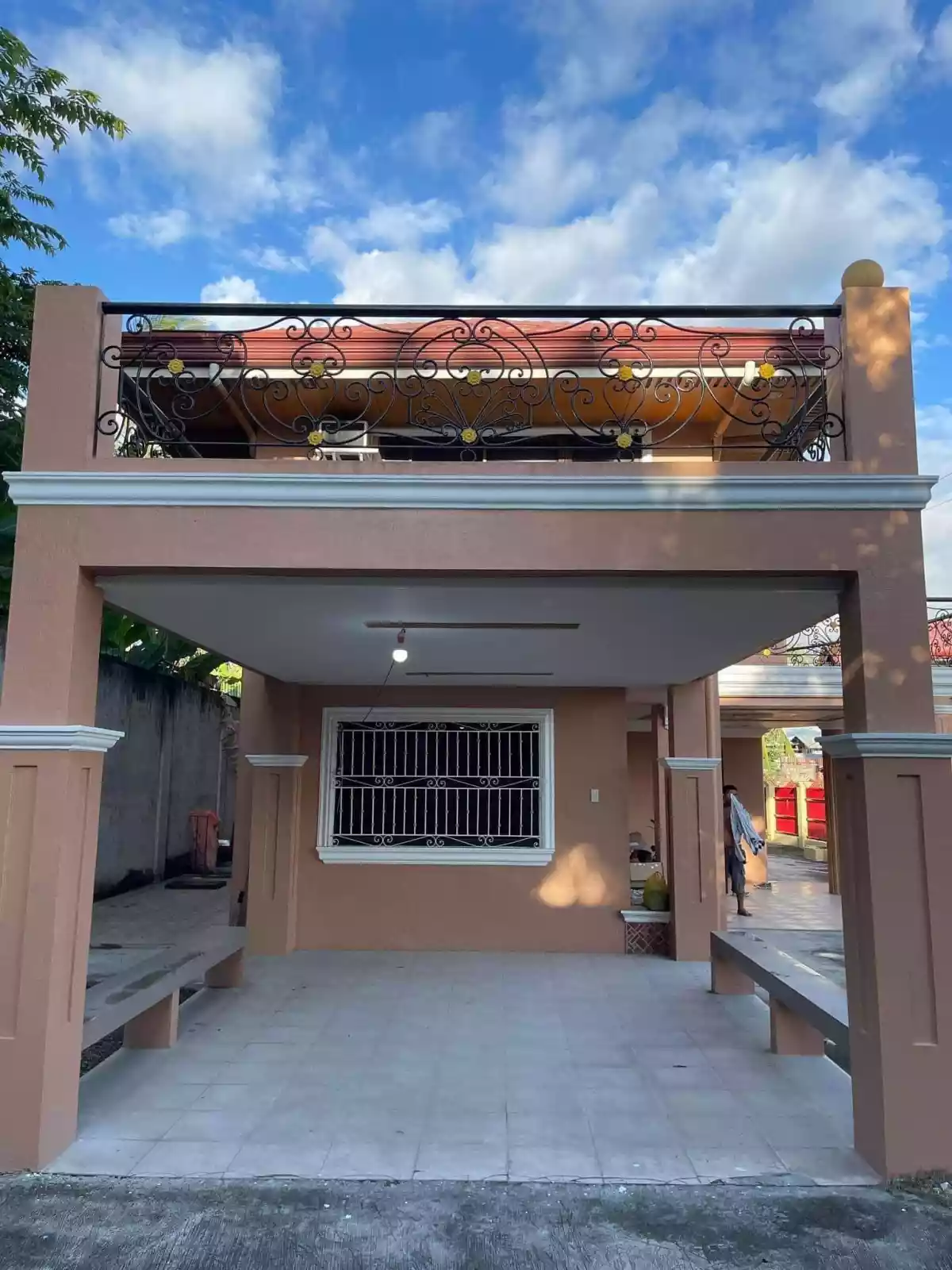 For Sale House and Lot in Naga  - photo 3