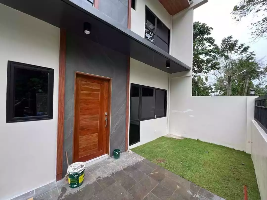 Brandnew House and Lot in Talamban - photo 3