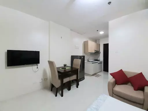 ? FOR RENT: STUDIO WITH BALCONY — Studio in Hernan Cortes Street, Mandaue City, Cebu — Photo 6