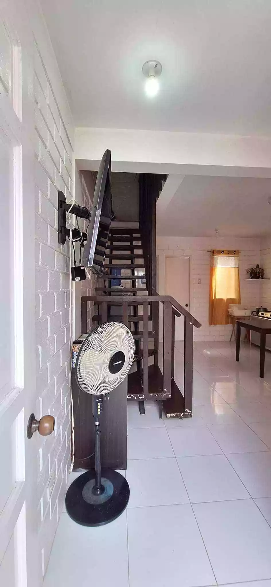 TWO-STOREY TOWNHOUSE FOR RENT - photo 6