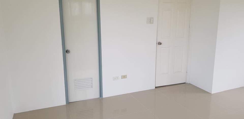 Single Attached House and Lot — House and Lot in Advincula Avenue, Imus, Cavite — Photo 6