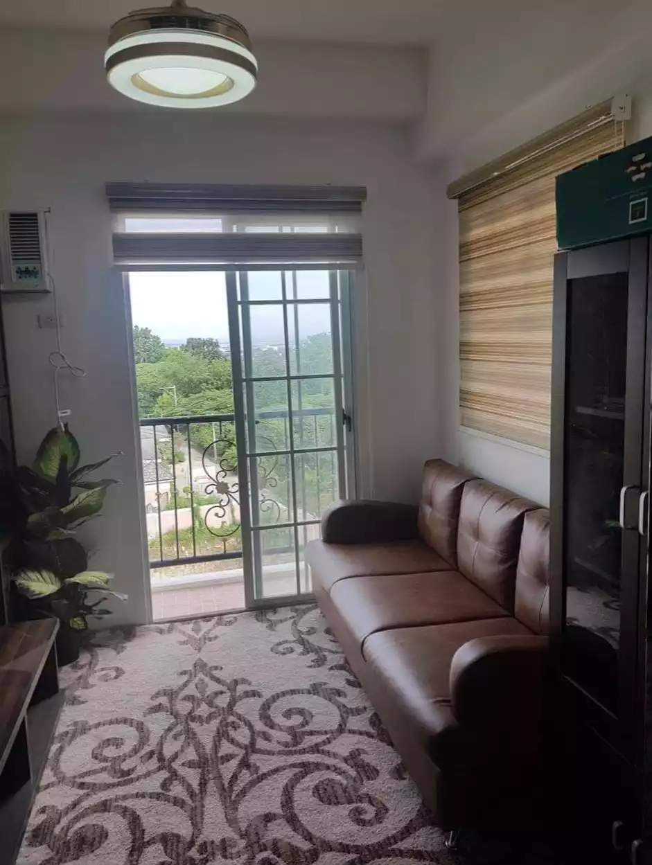 1 BR APPLE ONE UNIT