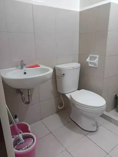 Semi furnished srudio unit for assume — Studio in Cebu City, Cebu, Philippines — Photo 3