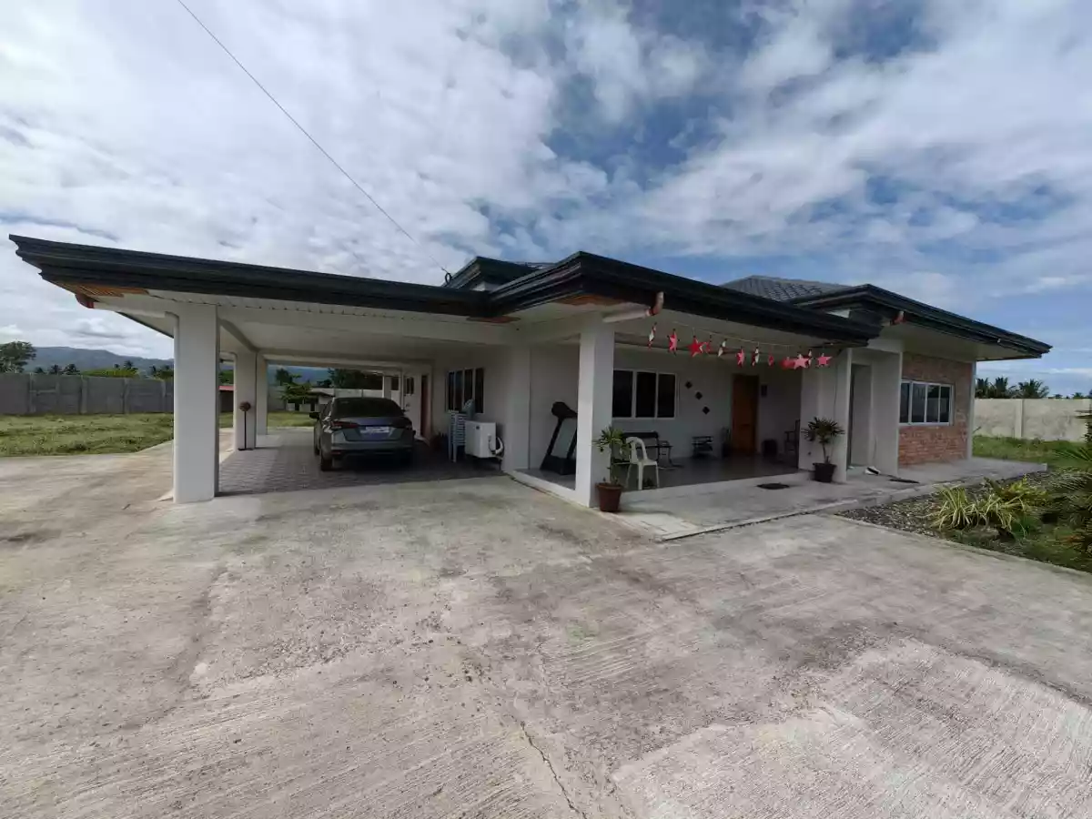 HOUSE & LOT For Sale!!! — House and Lot in Tanjay City, Negros Oriental, Philippines — Photo 5