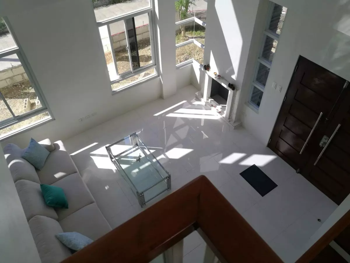 Spacious House For Rent in Marigondon , LapuLapu