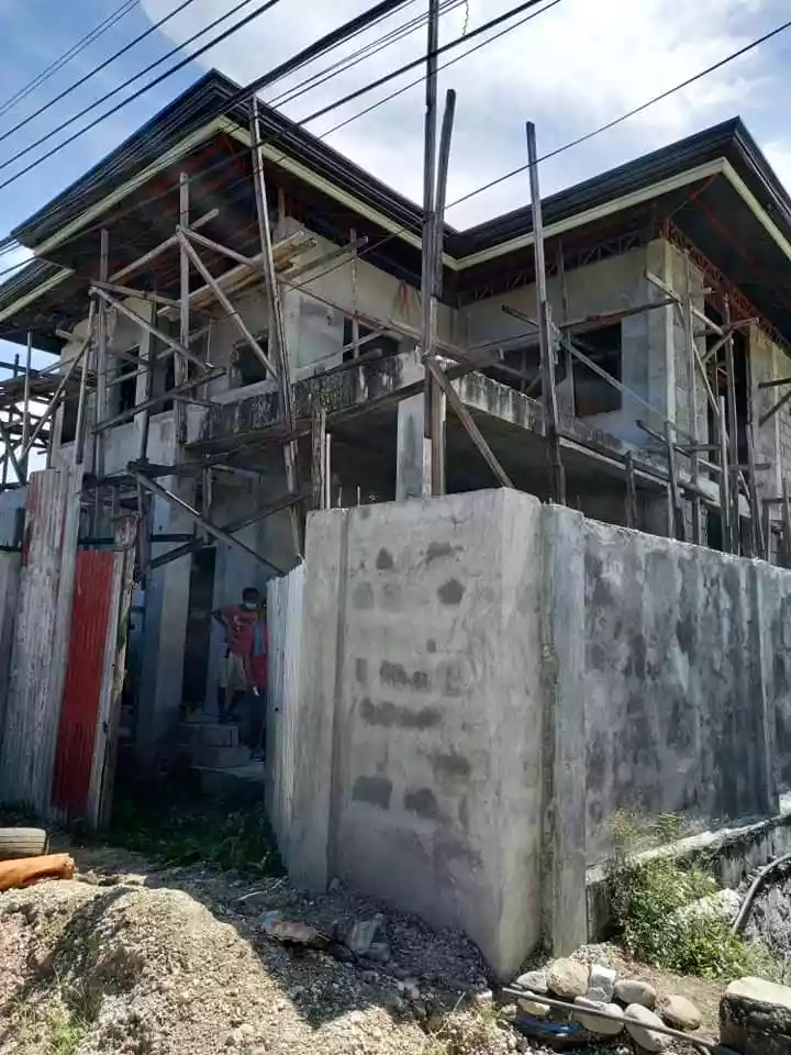 Open photo 13 of 15 — House & Lot