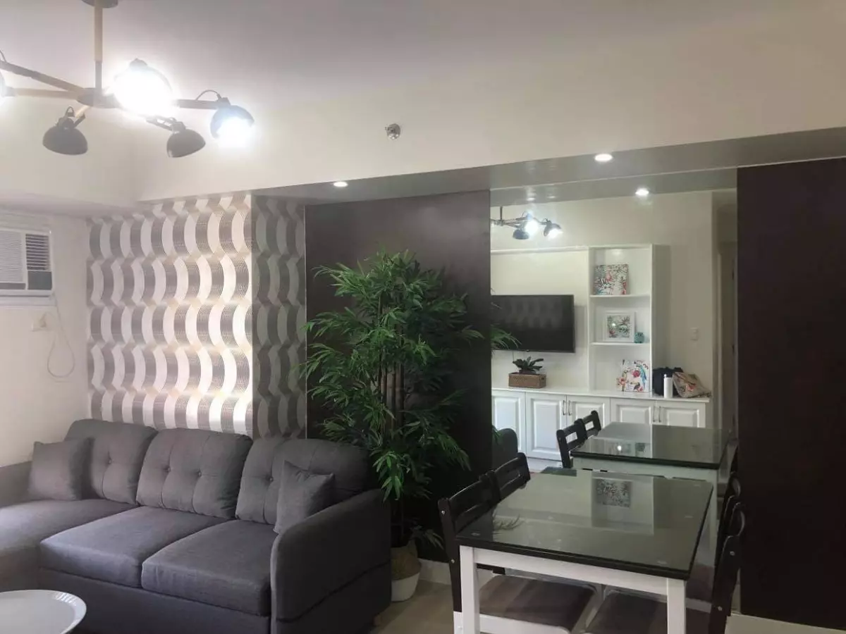 FOR RENT!!! FULLY FURNISHED 2 BEDROOM UNIT WITH PARKING IN AVIDA TOWERS RIALA — 2 Bedrooms in Lahug, Cebu City, Cebu — Photo 5