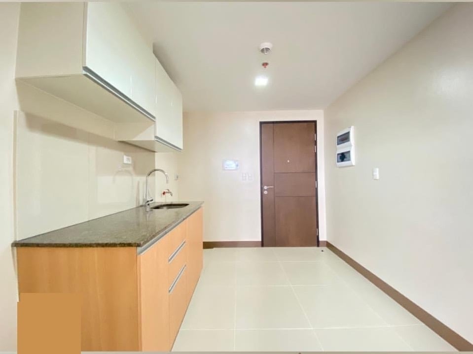 San Antonio Residence Makati Megaworld — 1 Bedroom in Iloilo City — Photo 4