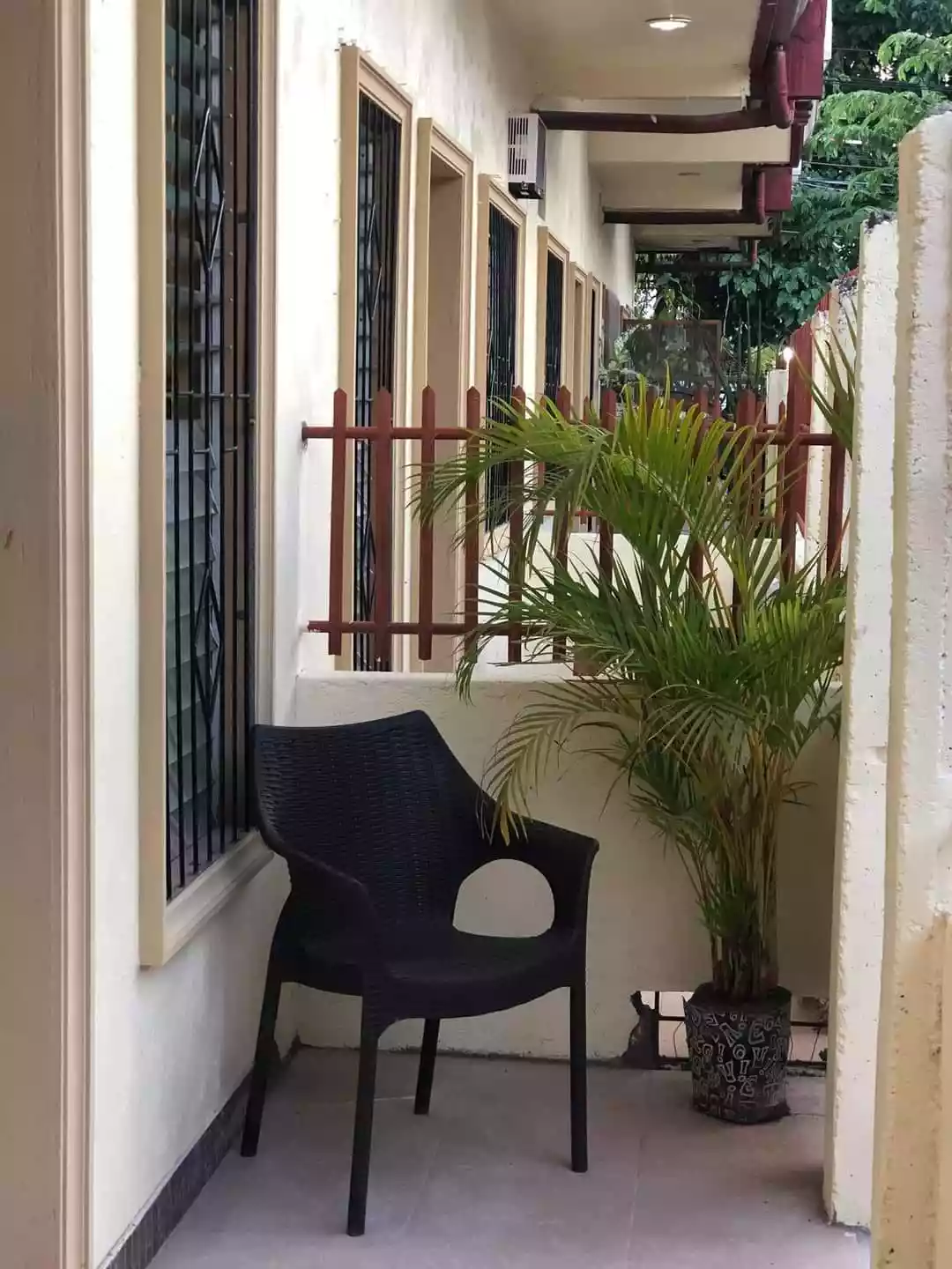 Rush APARTMENT FOR SALE — Apartment in Negros Oriental, Philippines — Photo 4