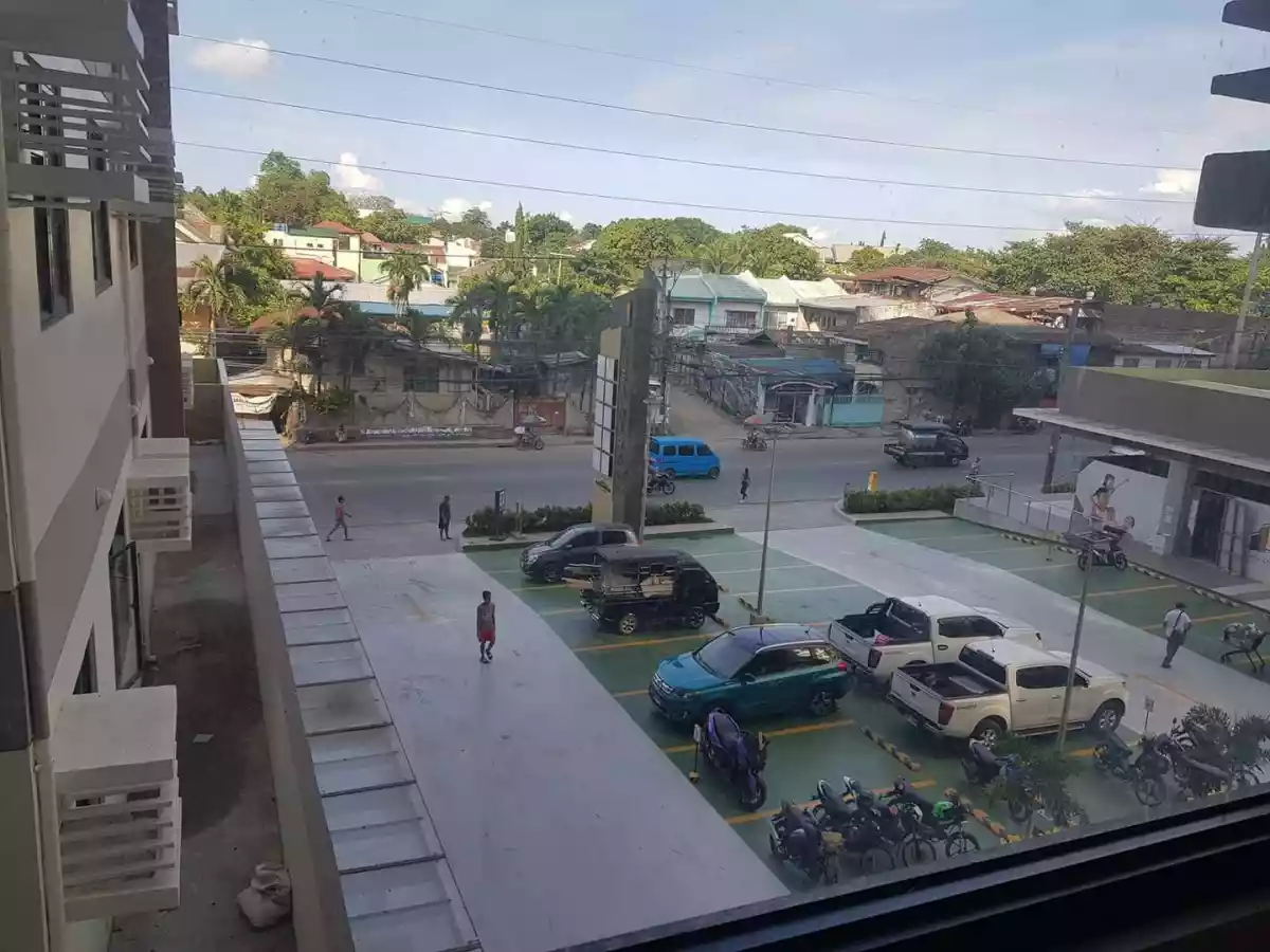 Ready for occupancy studio at Casa Mira Labangon — Studio in Labangon, Cebu City — Photo 5