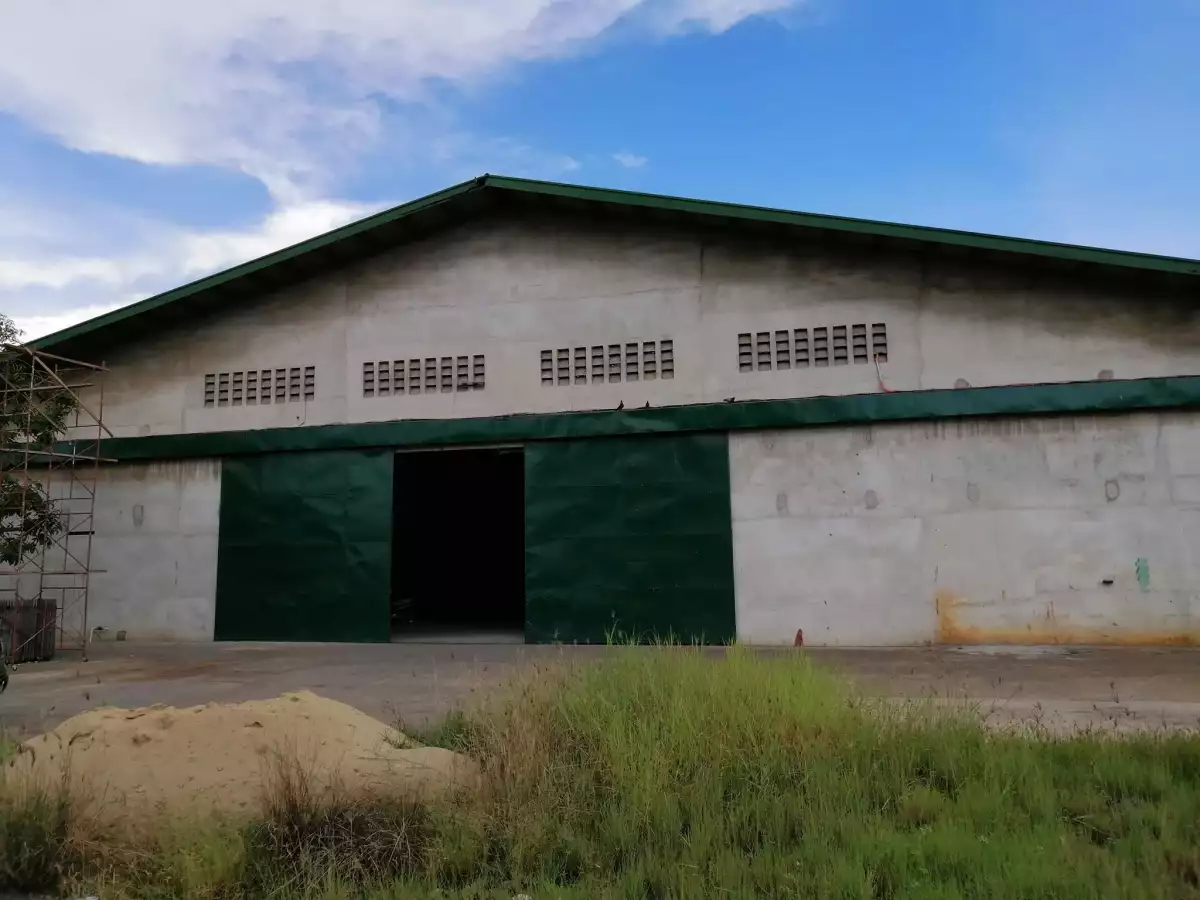 WAREHOUSE FOR RENT 3,400 SQM - photo 4