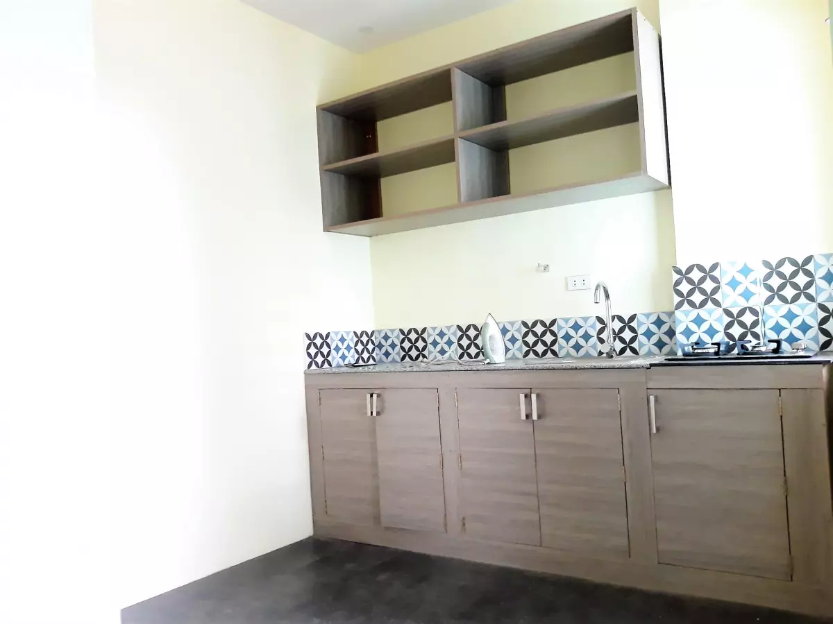 2 bedrooms  semi Furnished  for rent in Cabancalan Mandaue city  Cebu - photo 3