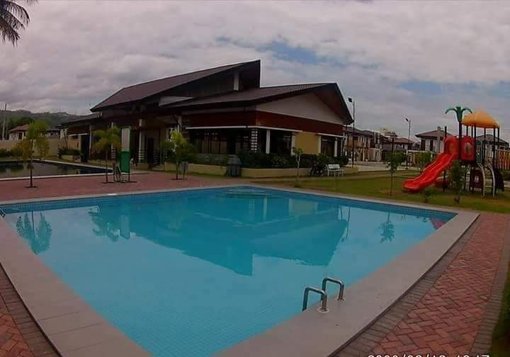 2 Storey Fully Furnished Single Detached House & Lot — House and Lot in Tungkop Road, Minglanilla, Cebu — Photo 6