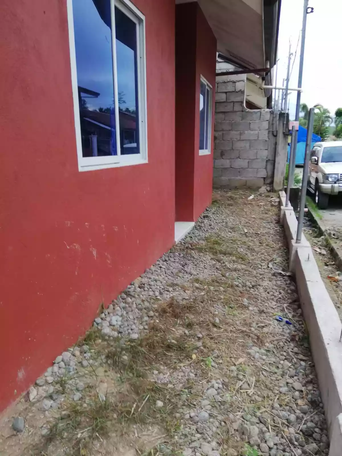 HOUSE AND LOT FOR SALE — House and Lot in Negros Oriental, Philippines — Photo 4