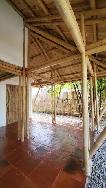 Two-Story Tropical House & Lot For Sale in Dauin, Negros Oriental (Walking distance to the Beach) — House and Lot in Dauin, Negros Oriental, Philippines — Photo 3