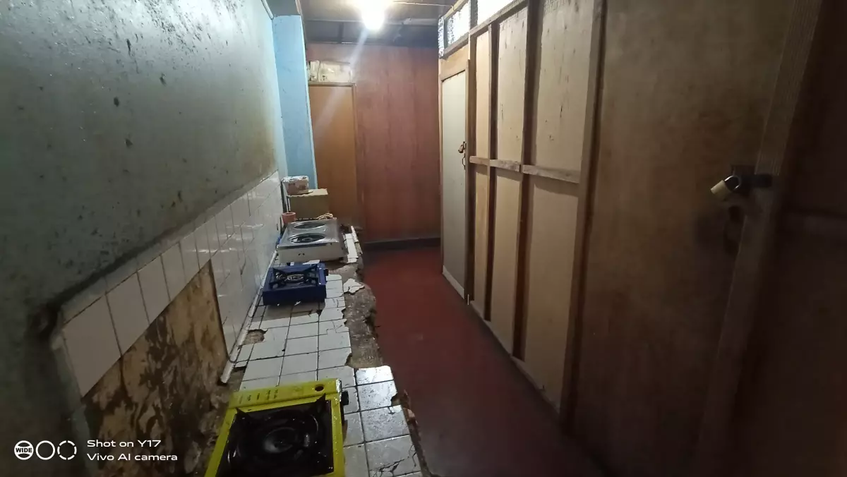 Boarding House near Quirino Ave. - photo 5