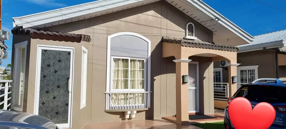 House for sale at Solare Subd., Maribago, Lapu2x City