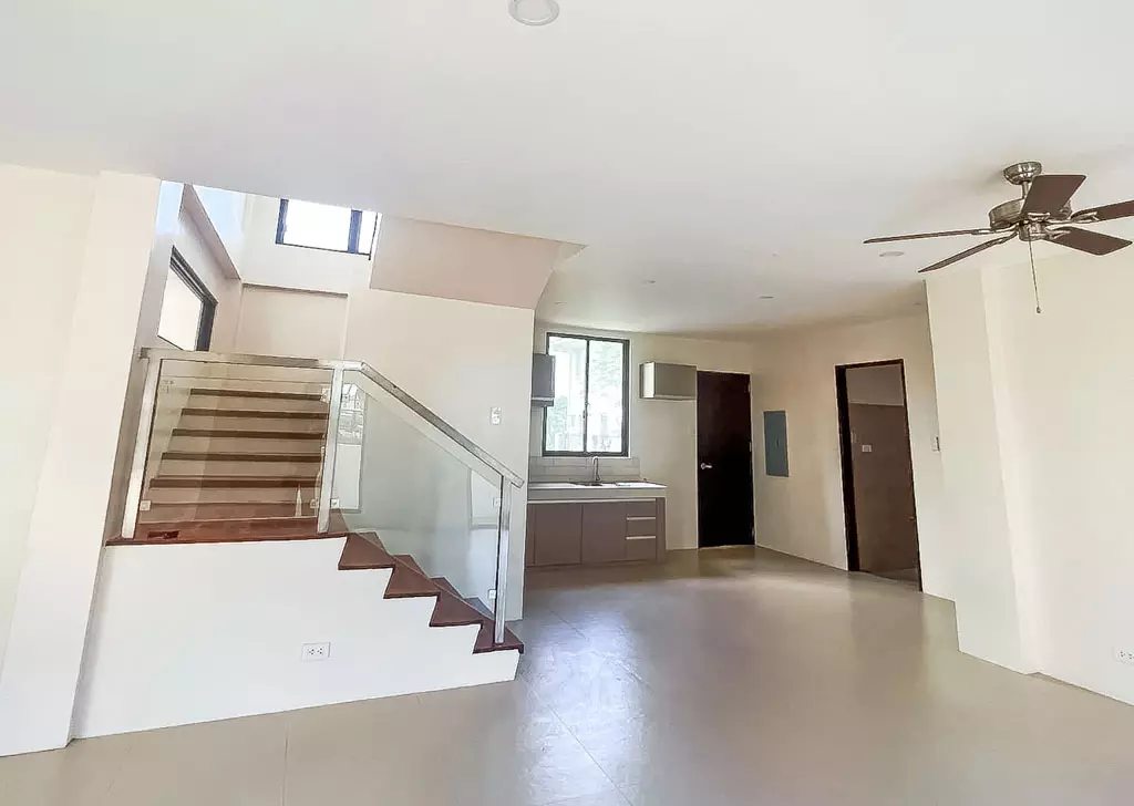NEWLY BUILT 4 BEDROOM HOUSE FOR SALE IN CORONA DELMAR - photo 6