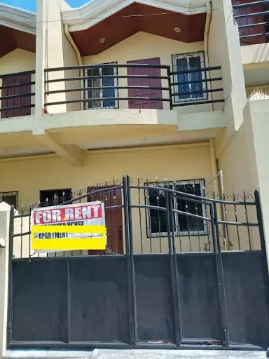 Townhouse for rent - photo 2