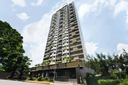 Condo FOR SALE at Azalea Place!!