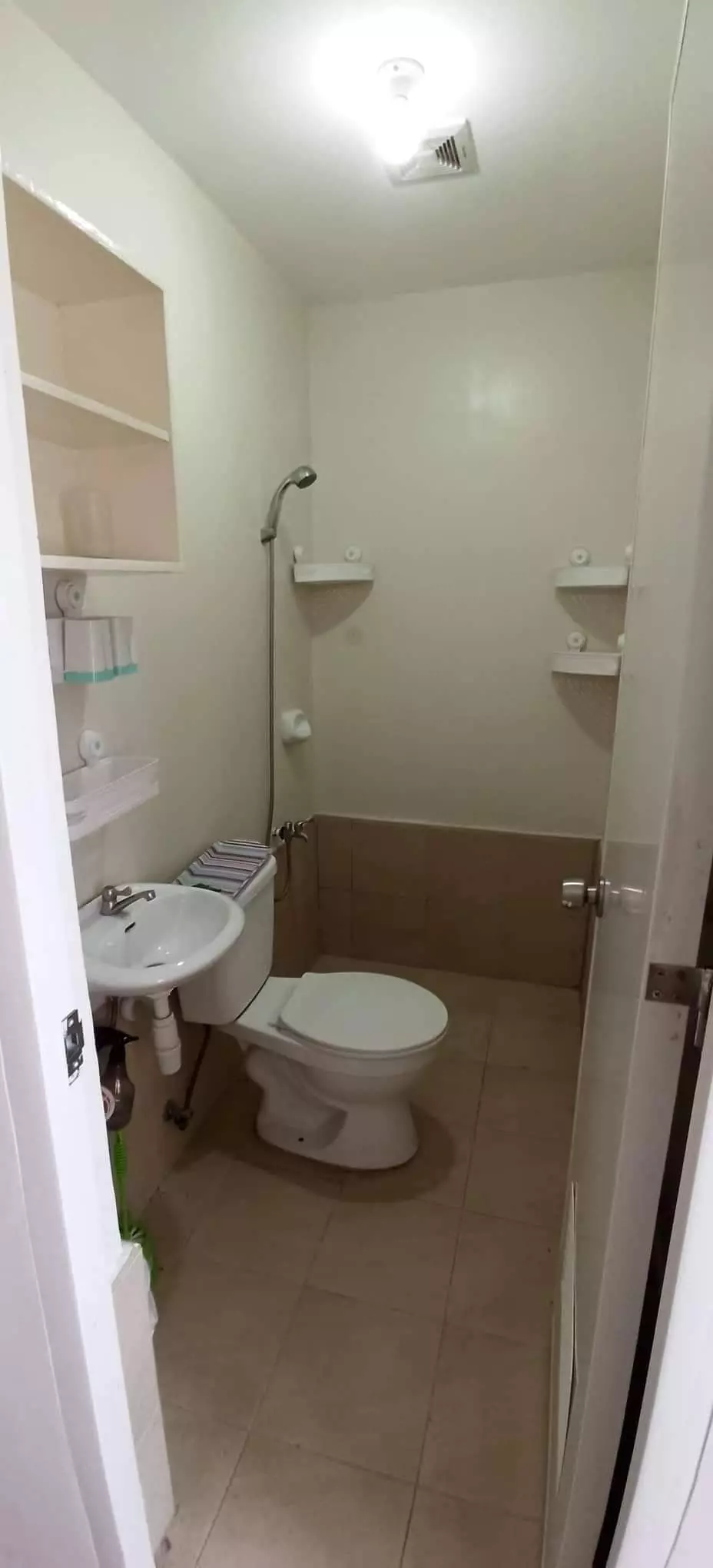 Furnished House and Lot For Rent — House and Lot in Lapu-Lapu City, Cebu, Philippines — Photo 6
