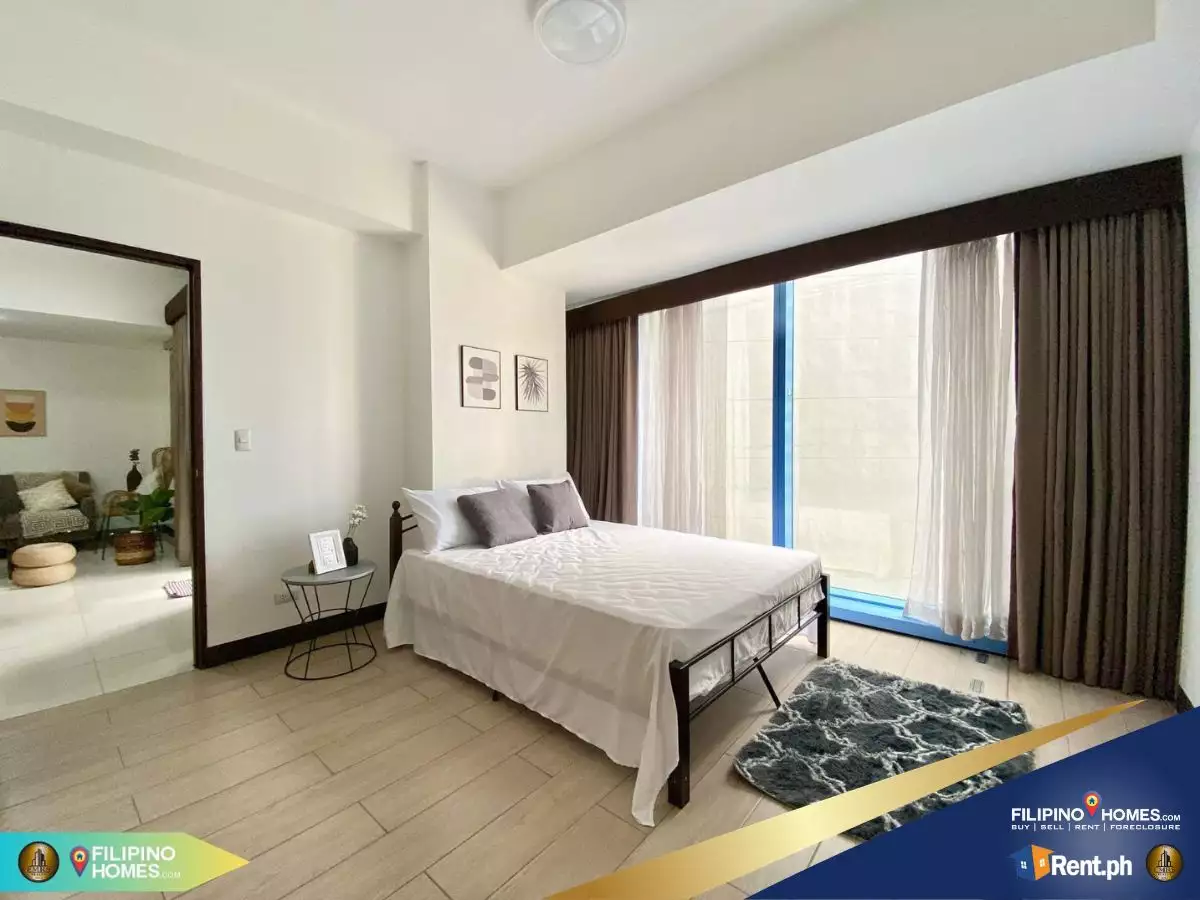 "Makati's Finest Living: 3BR Luxury Condo for Sale at Three Central" - photo 6