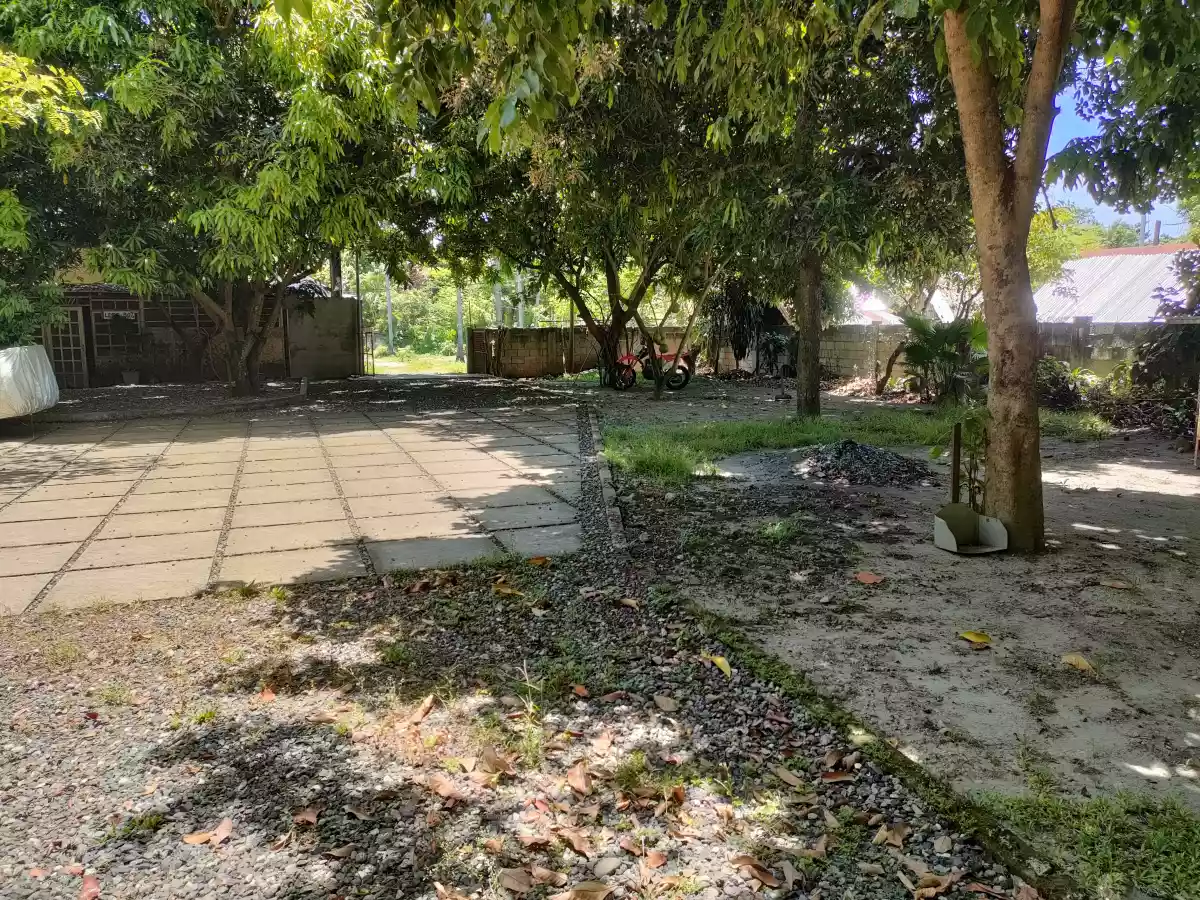 Open photo 11 of 22 — Lot for Sale with Bachelors Pad in Talay Dumaguete City
