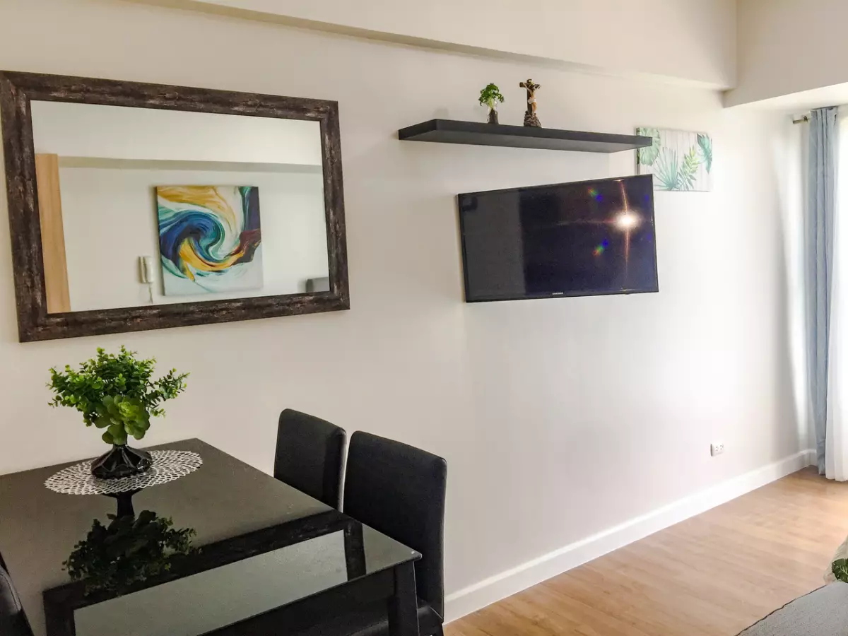 Solinea Studio Unit for Rent