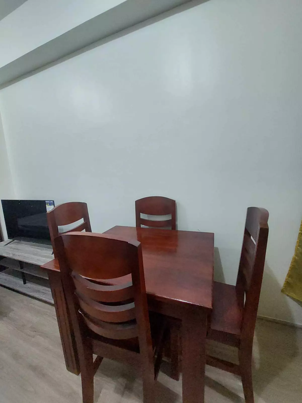 FOR RENT: Pet-Friendly Studio Unit at Lahug, Cebu City (Furnished) — Studio in La Guardia Ext., Cebu City, Cebu — Photo 4