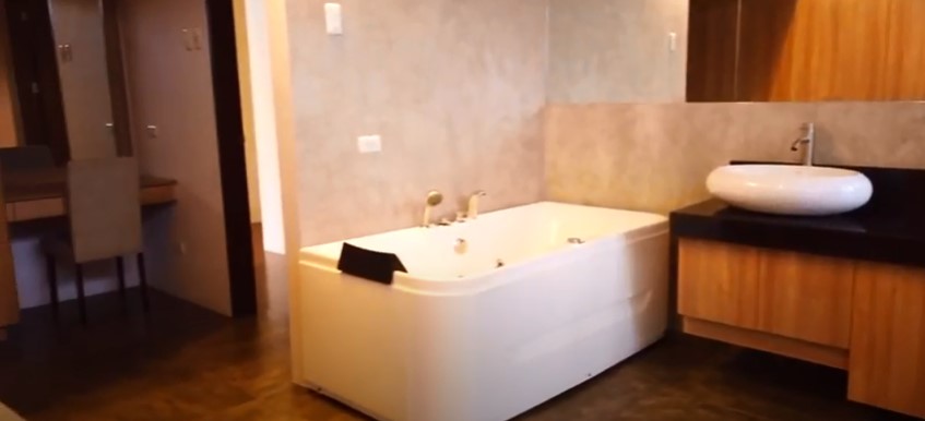 House and lot - photo 3