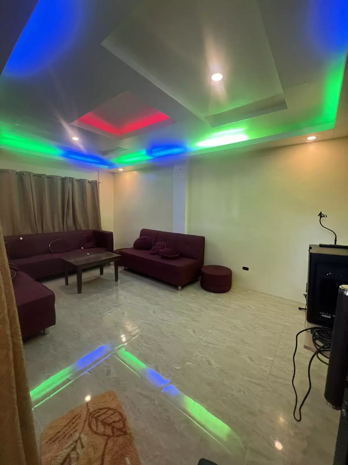 FOR SALE  771 SQM HOUSE AND LOT — House and Lot — Photo 3