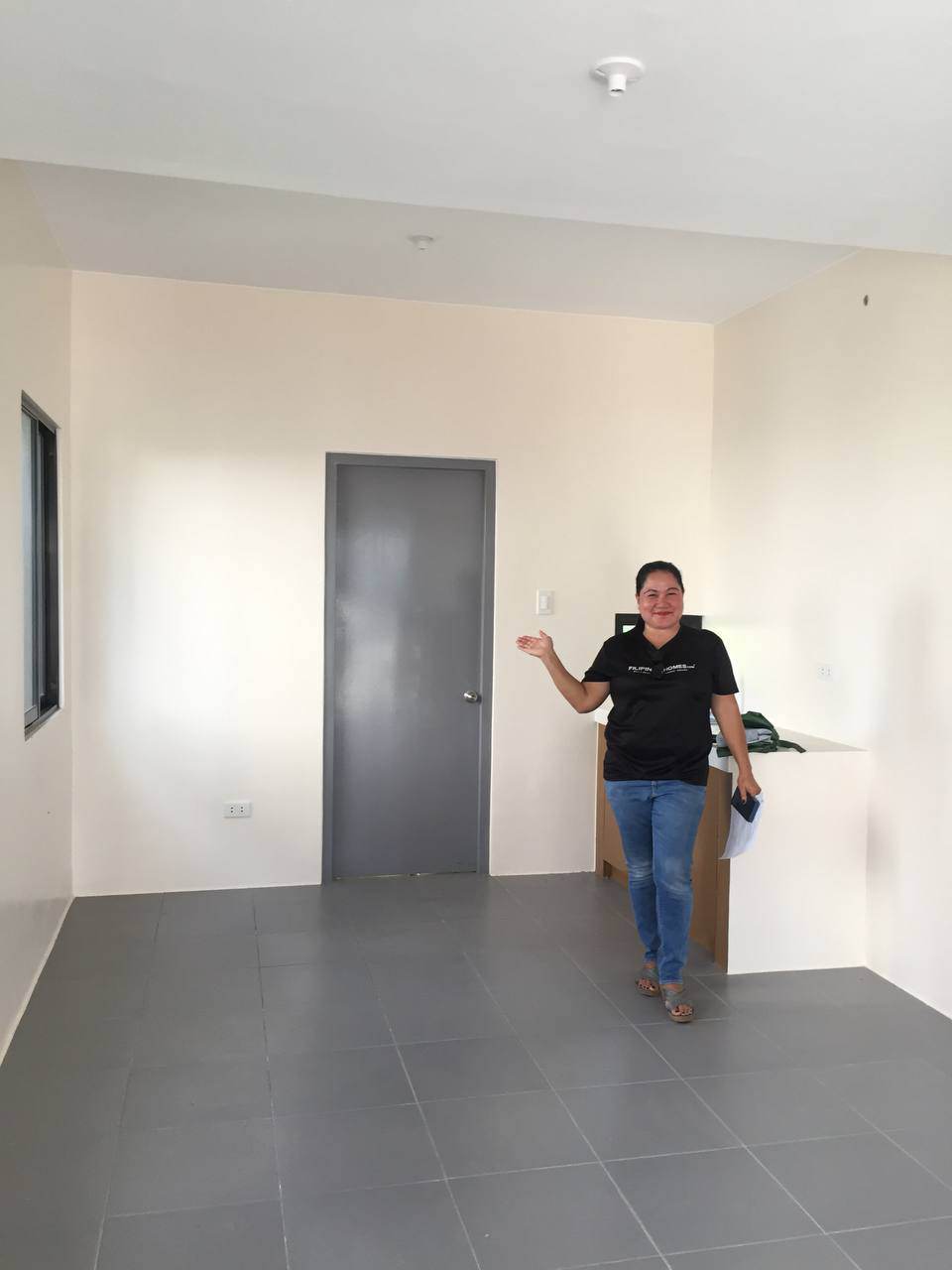 ASSUME HOUSE AND LOT IN AMOA SUBDIVISION  - photo 6