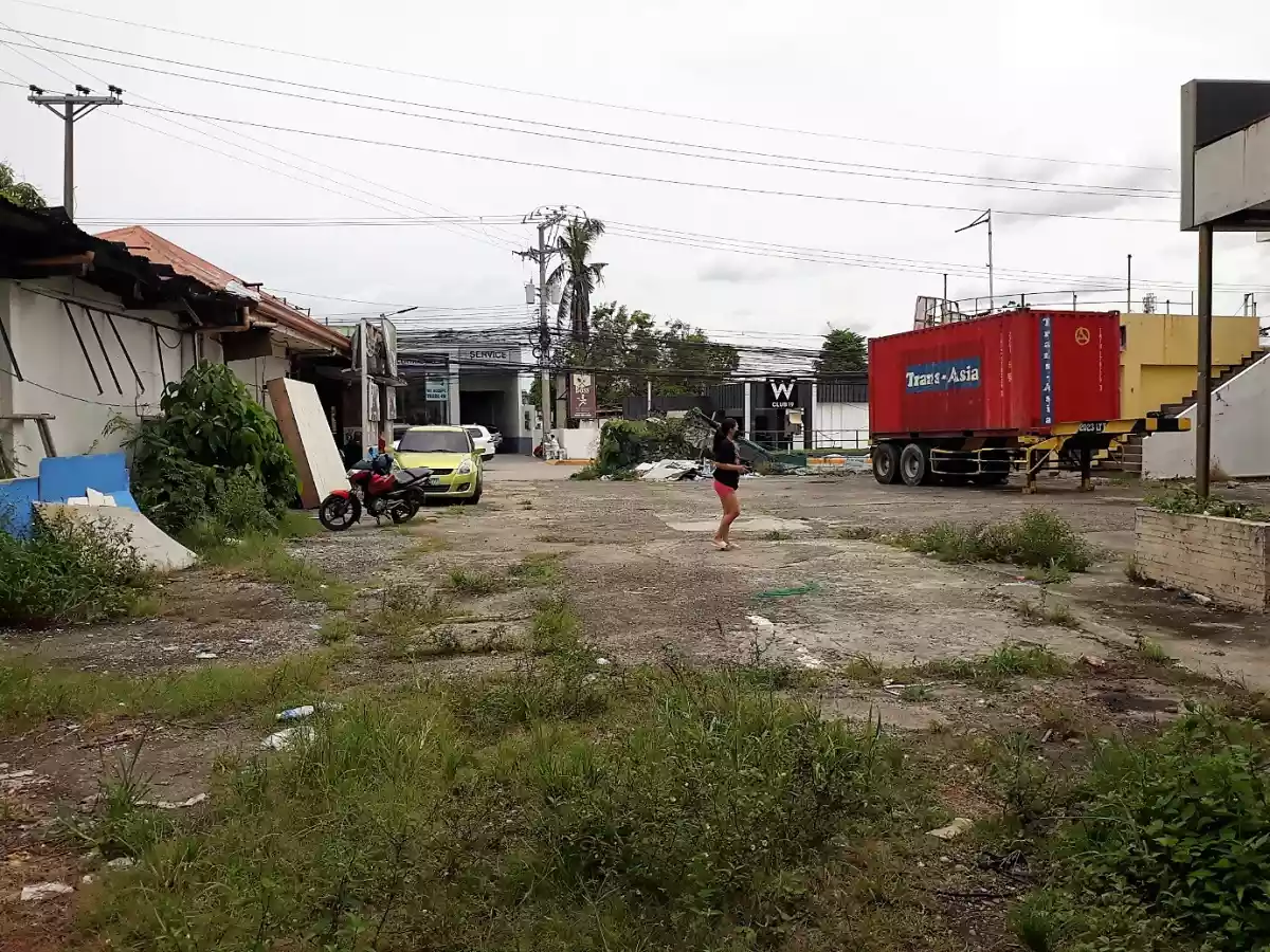 Commercial Lot with BLDG for Lease in Mandaue City Cebu - photo 3
