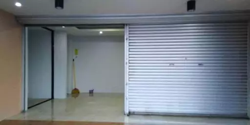 Commercial space for rent — Building in Minglanilla, Cebu, Philippines — Photo 7
