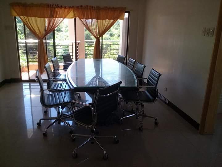 Suite — Hotel in Tipolo, Mandaue City, Cebu — Photo 4