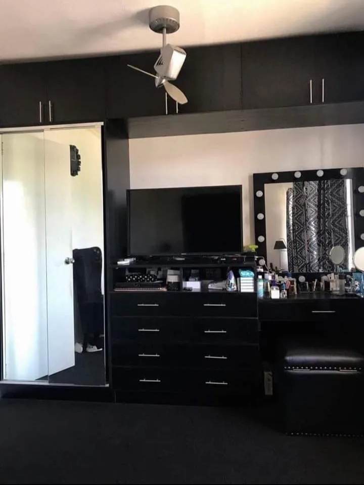 House and Lot for Sale in Corona Del Mar - photo 7
