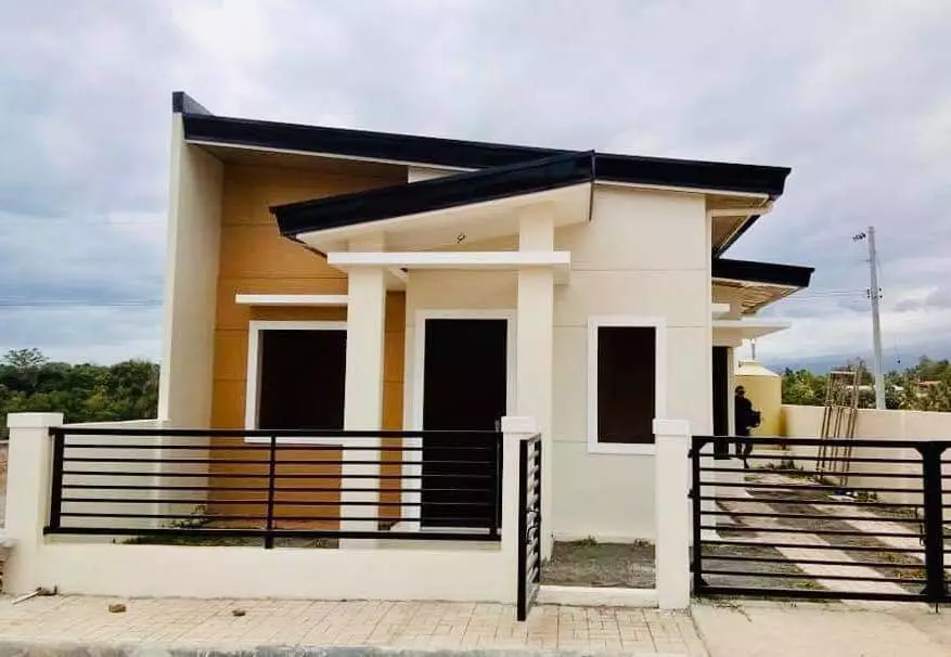 House and Lot - photo 7