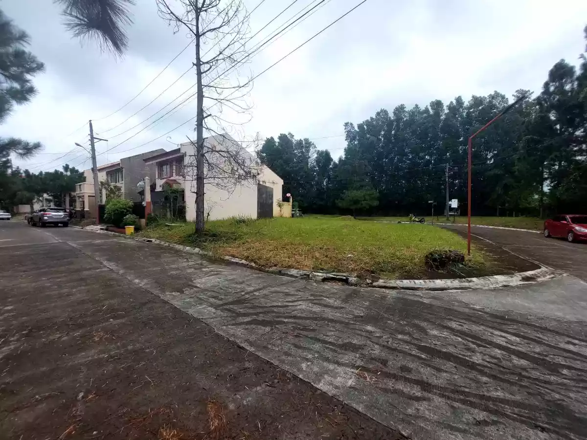 Corner Lot in Camella Mandalagan — Residential Lot in Bacolod, Negros Occidental, Philippines — Photo 6