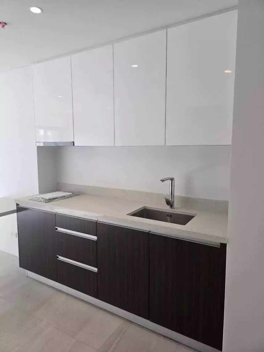 For Sale: Studio Unit at Tambuli, Mactan – Great Pools and Beach Access — Studio in Maribago, Mactan Island, Lapu-lapu — Photo 2