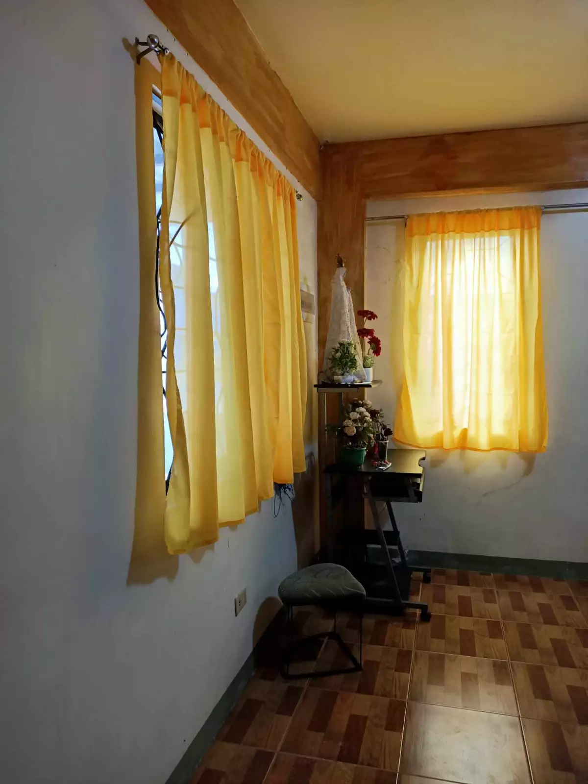House and Lot  - photo 2