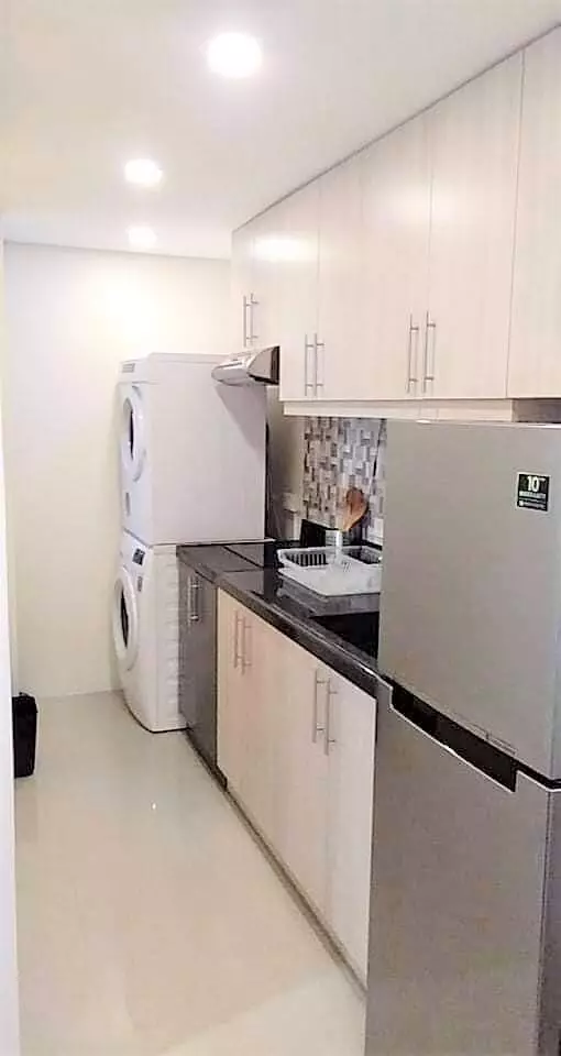 2-BEDROOM TASTEFULLY-FURNISHED Condo Home - photo 3
