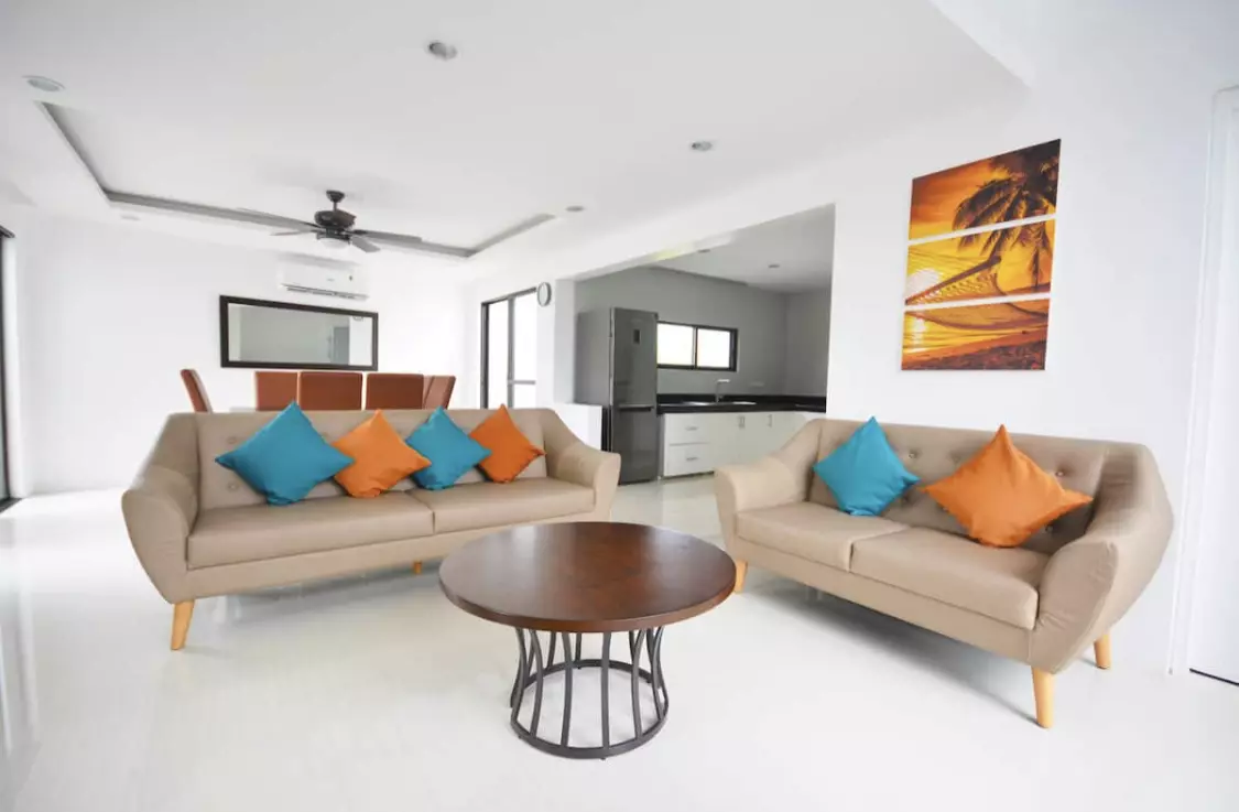 For Sale: House & Lot at White Sands Villa — House and Lot in Maribago, Lapu-Lapu City, 6015 Cebu — Photo 4