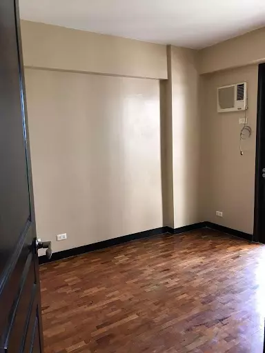 Open photo 17 of 111 — 3 Br Condo Unit, Cypress Tower, Taguig City
Clean Title, For Sale, Negotiable