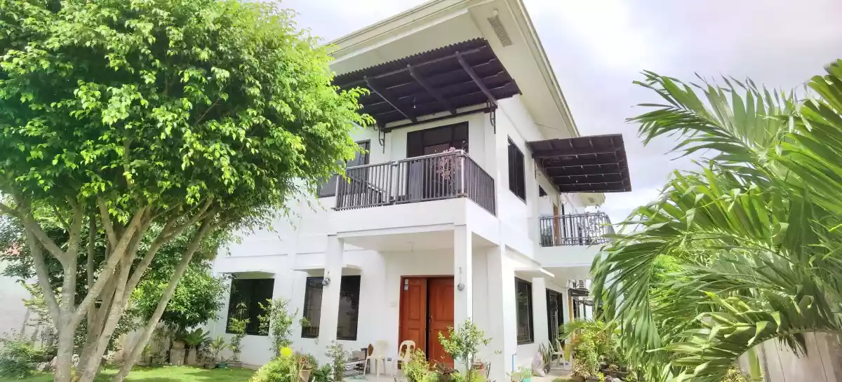 For Sale 507 SQM House And Lot  - photo 3