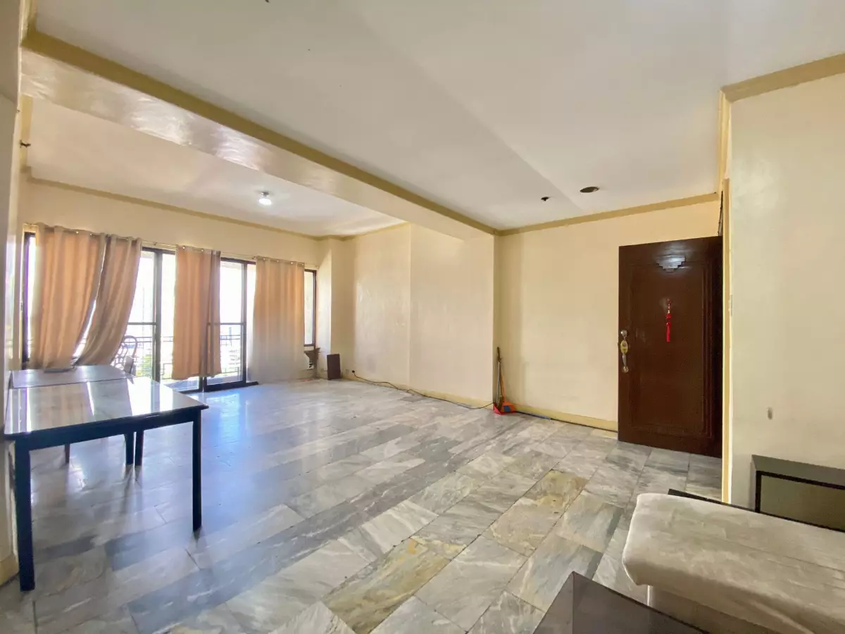 3BR CORNER UNIT FOR LEASE at Skyland Plaza Tower, Makati   - photo 2