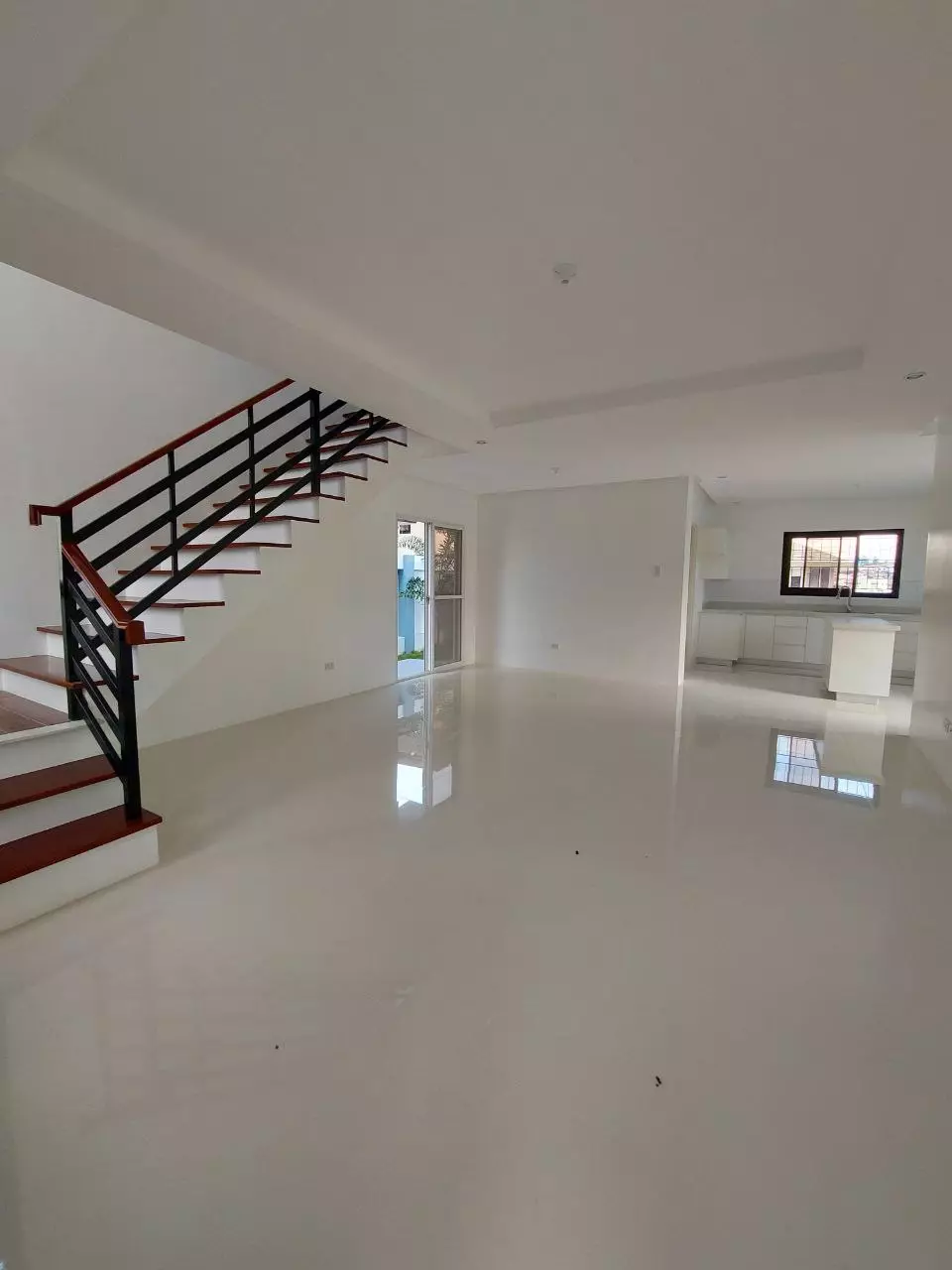 Model House 272- Ilumina Estate Phase 2 — House and Lot in Communal Road, Buhangin, Davao City — Photo 3