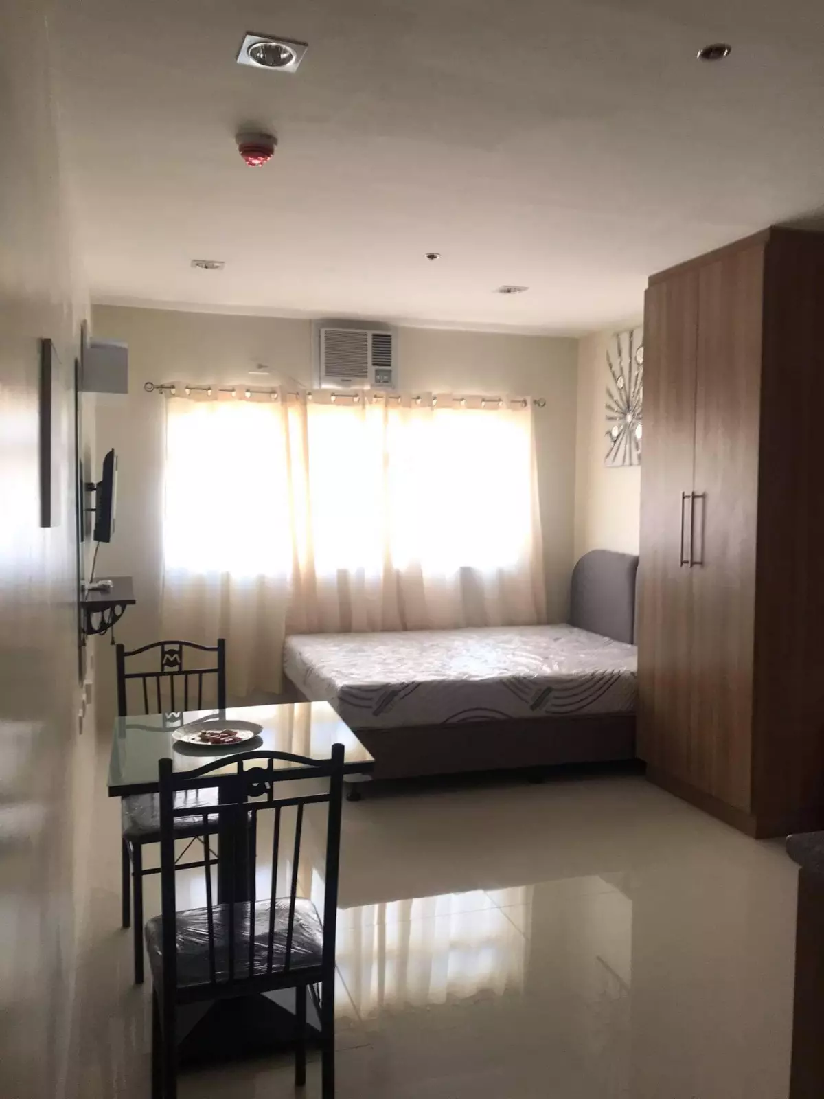 STUDIO UNIT CONDOMINIUM  - photo 7