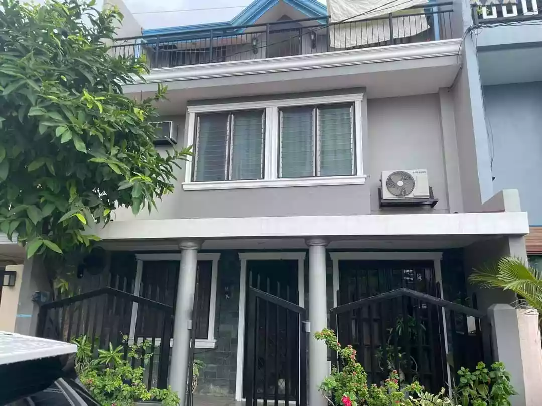 For Sale House & Lot in Palmas Verdes