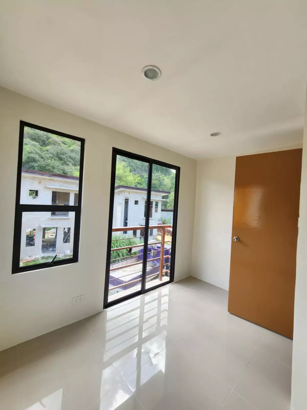 RENT TO OWN BRAND NEW SINGLE DETACHED HOUSE & LOT AT CASA MIRA LINAO EXPANSION PHASE 3, LINAO, MINGLANILLA, CEBU — House and Lot in Minglanilla, Cebu, 6046 — Photo 5